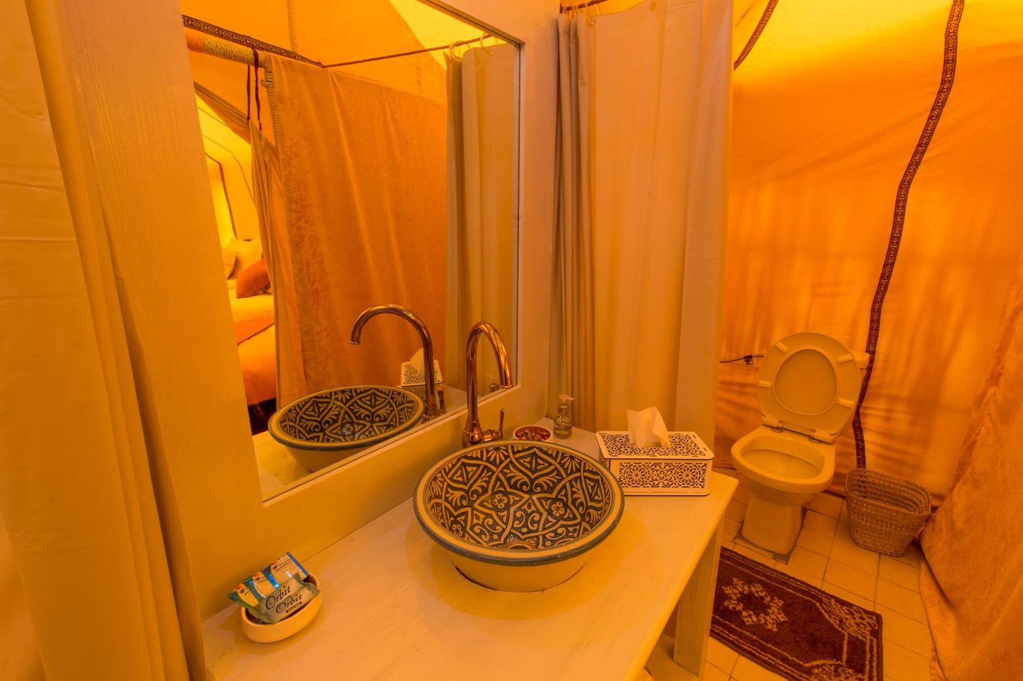 Luxury Bega Camp Hotel Merzouga Exterior photo